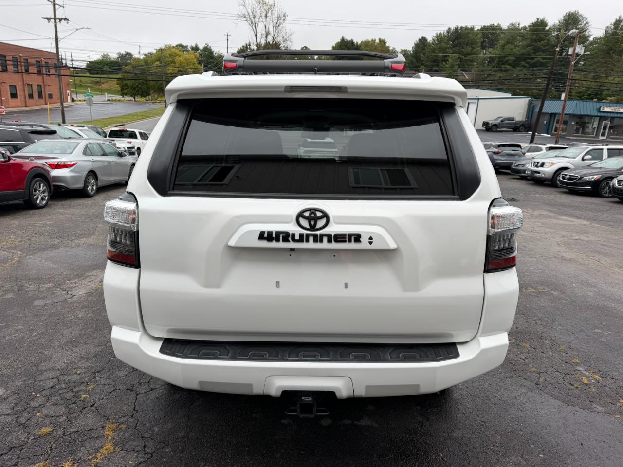 Toyota 4Runner SR5 4WD 2020
