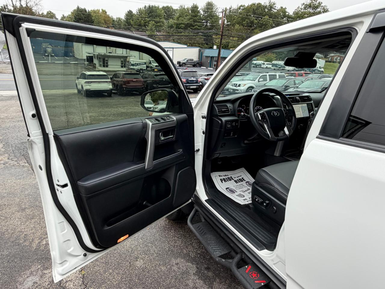 Toyota 4Runner SR5 4WD 2020