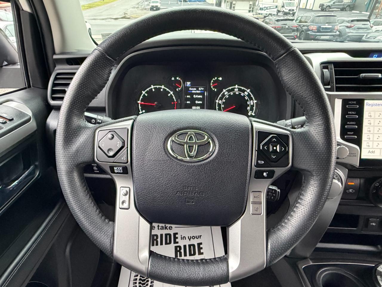 Toyota 4Runner SR5 4WD 2020