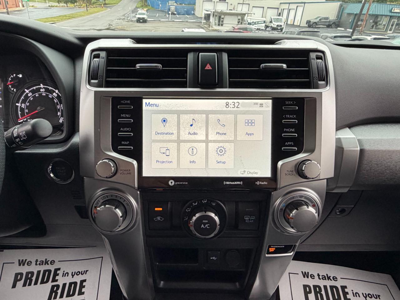 Toyota 4Runner SR5 4WD 2020