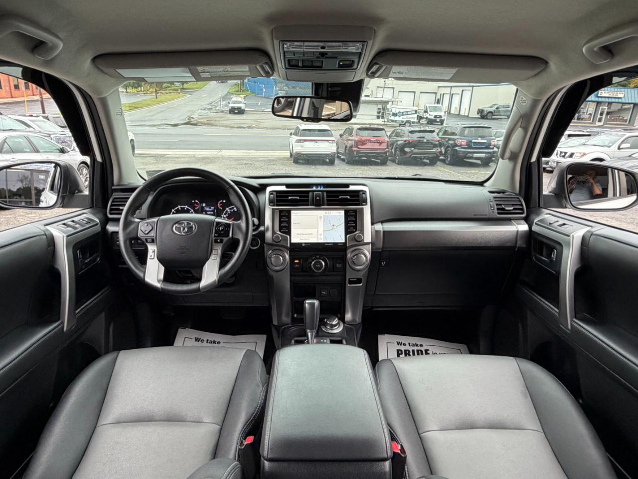 Toyota 4Runner SR5 4WD 2020