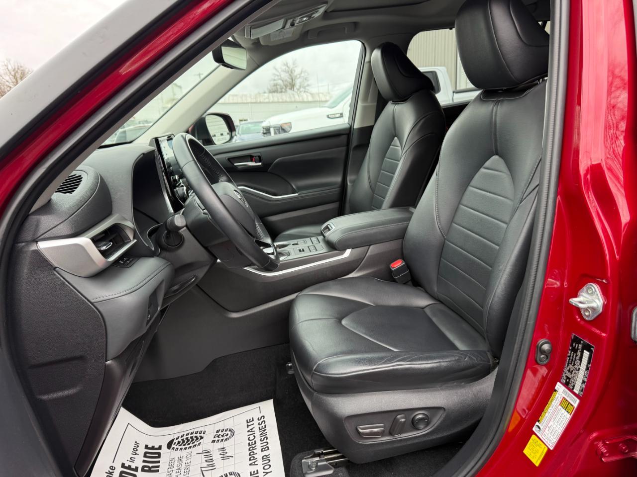 Toyota Highlander XLE Nav AWD V6 2021