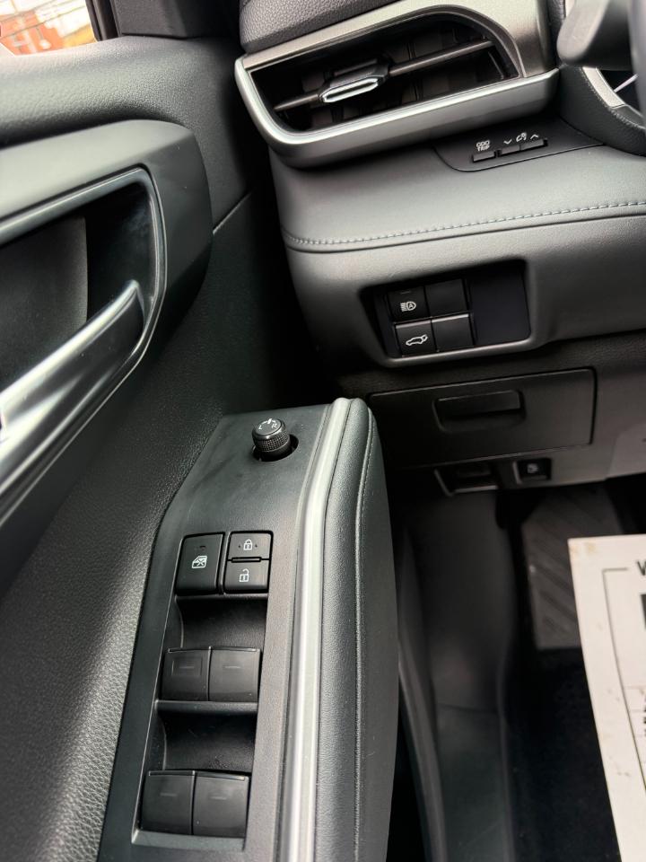 Toyota Highlander XLE Nav AWD V6 2021