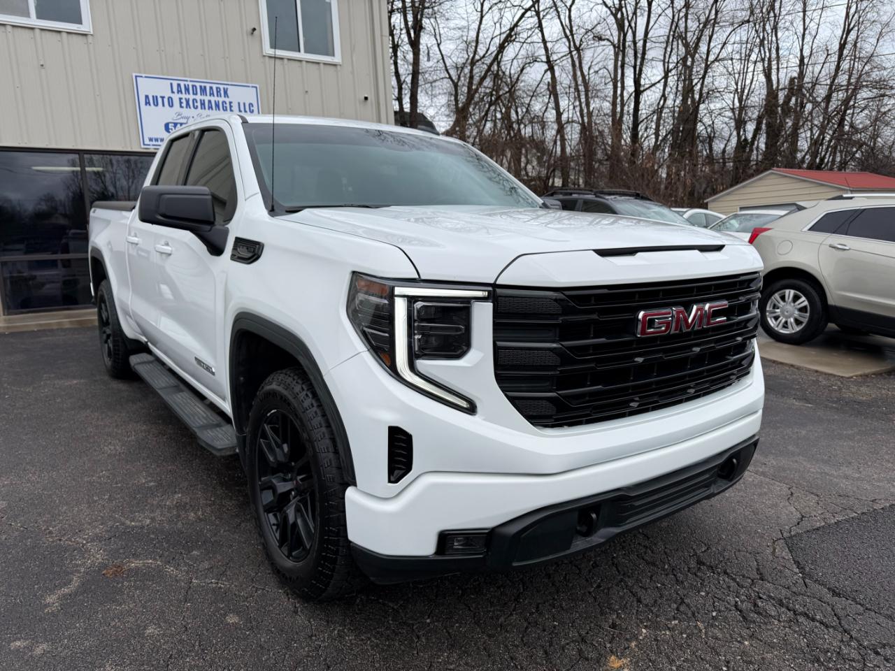GMC Sierra 1500 Elevation Double Cab 4WD 2022