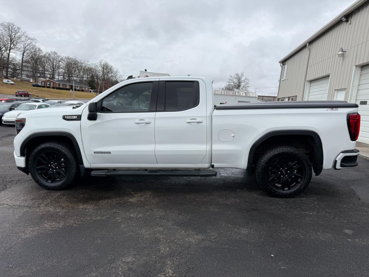 GMC Sierra 1500 Elevation Double Cab 4WD 2022