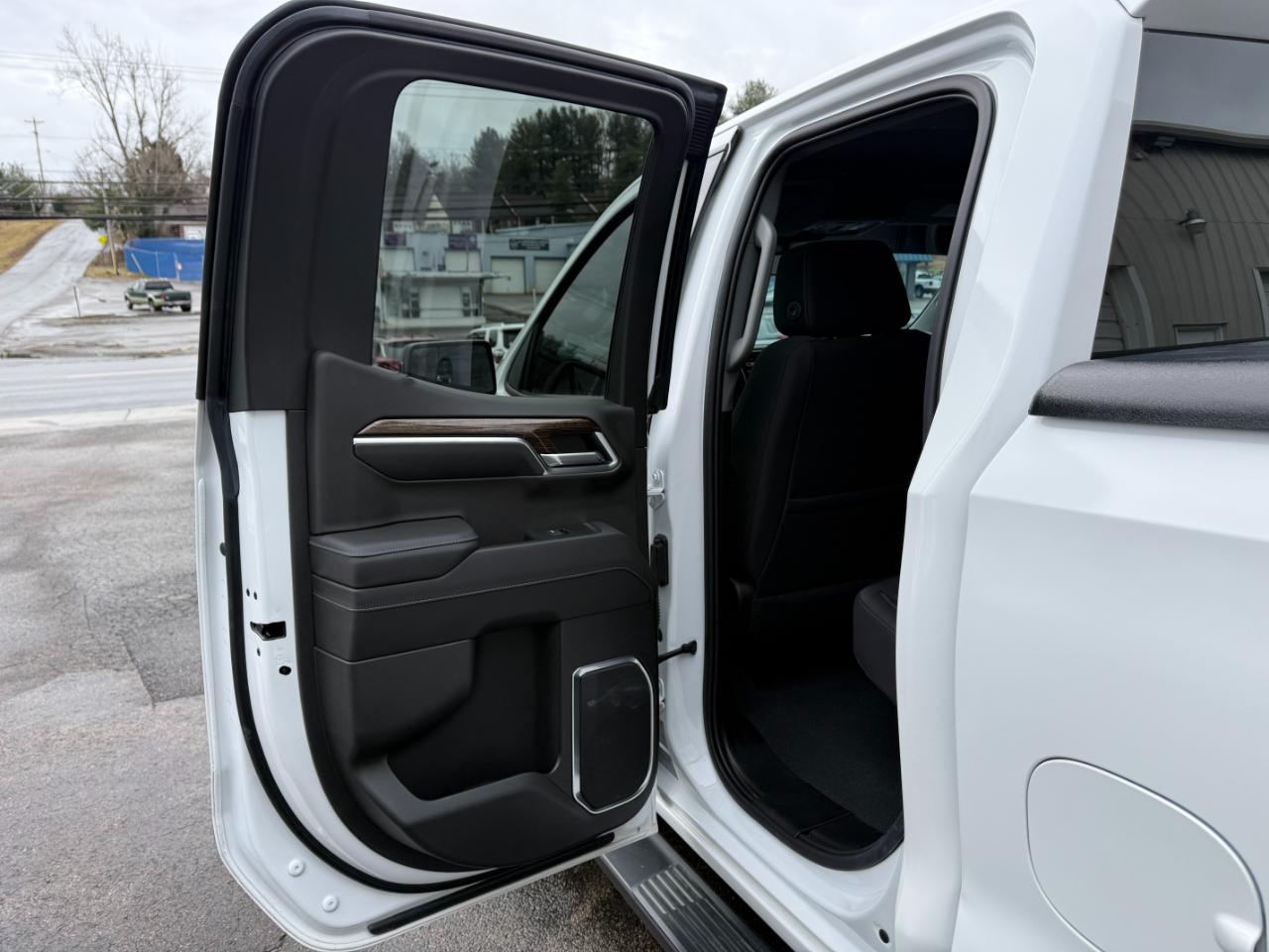 GMC Sierra 1500 Elevation Double Cab 4WD 2022