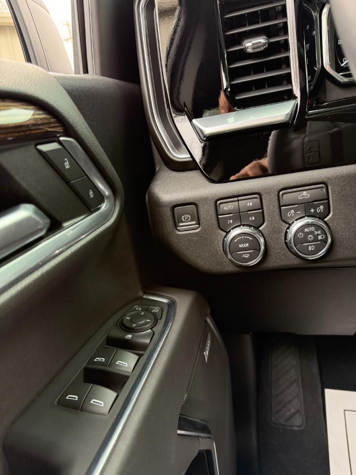 GMC Sierra 1500 Elevation Double Cab 4WD 2022