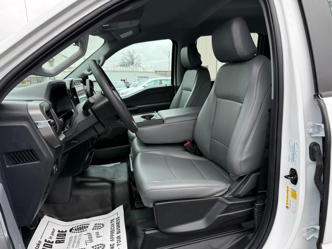 Ford F-150 XL SuperCrew 4WD 2024