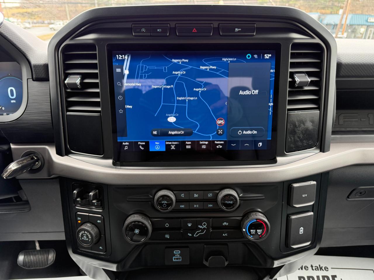 Ford F-150 XL SuperCrew 4WD 2024