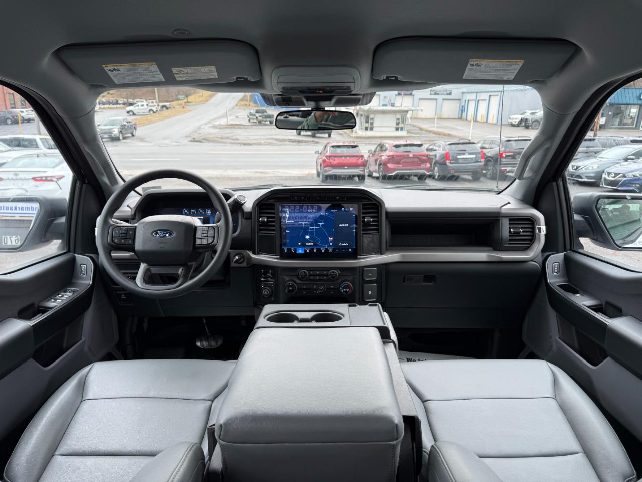 Ford F-150 XL SuperCrew 4WD 2024