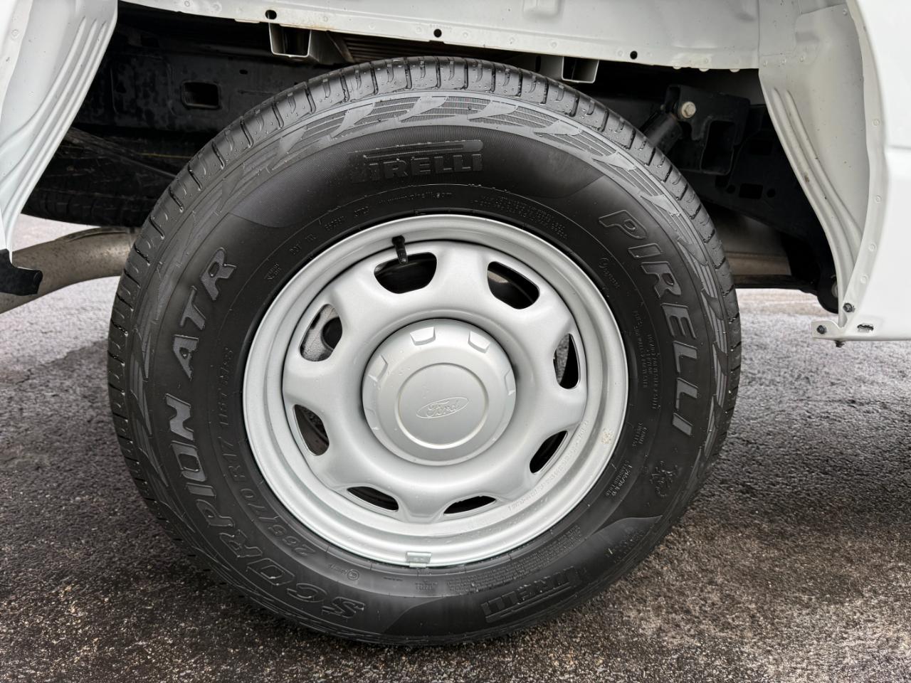 Ford F-150 XL SuperCrew 4WD 2024