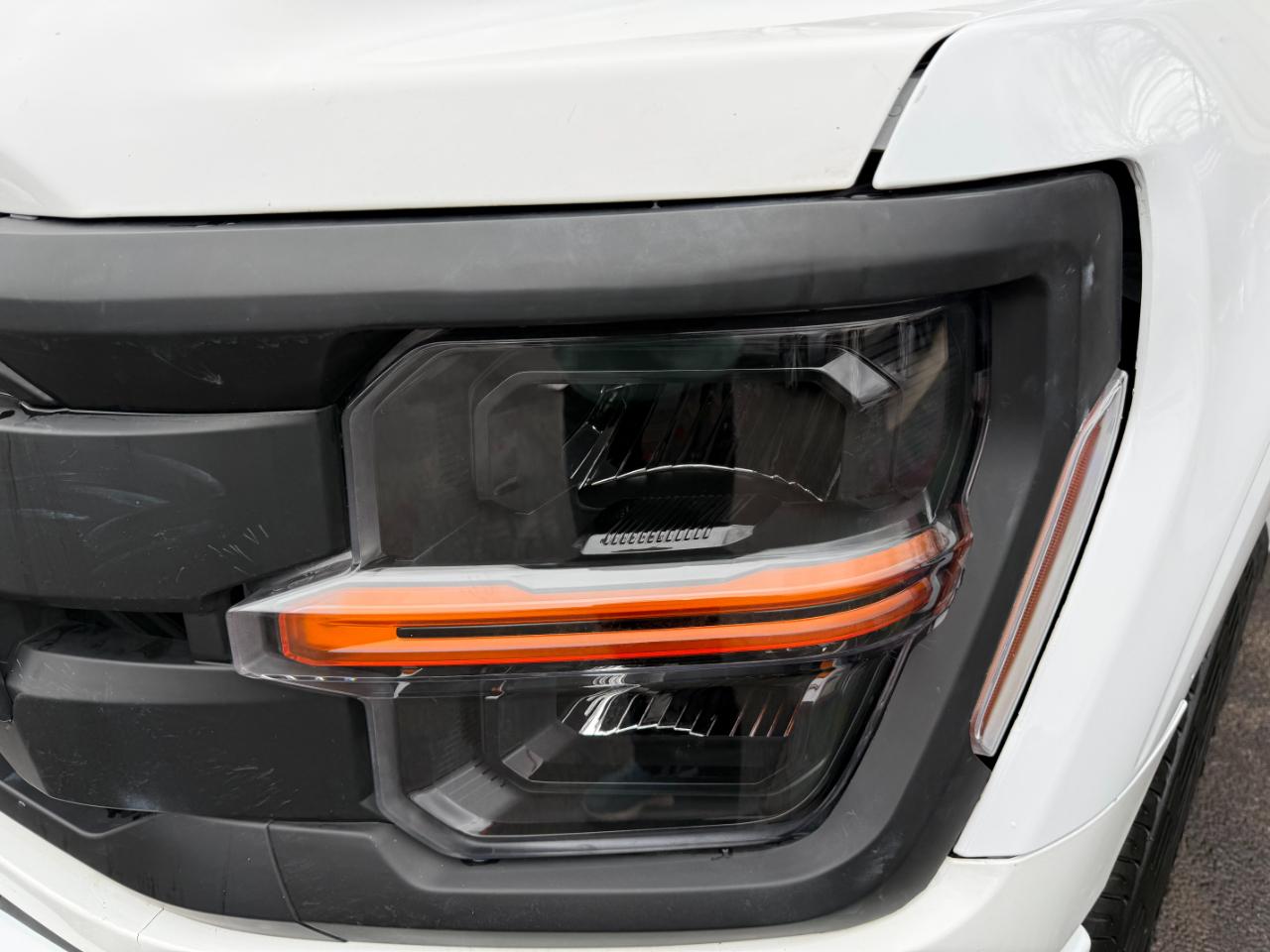 Ford F-150 XL SuperCrew 4WD 2024