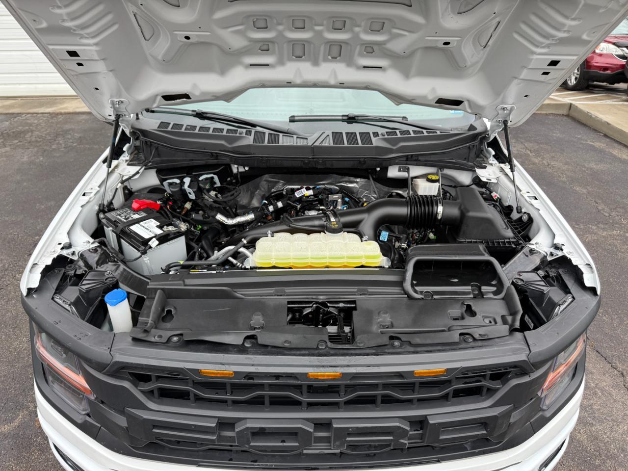 Ford F-150 XL SuperCrew 4WD 2024