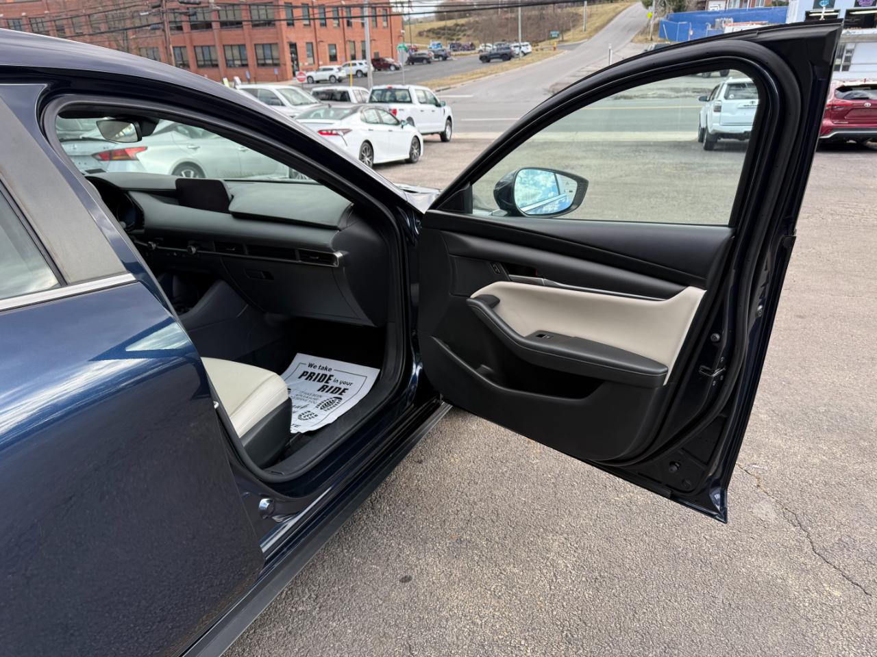 Mazda MAZDA3 Preferred Hatchback 2020