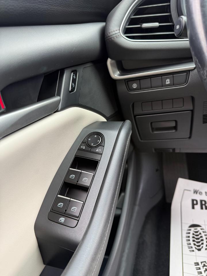 Mazda MAZDA3 Preferred Hatchback 2020