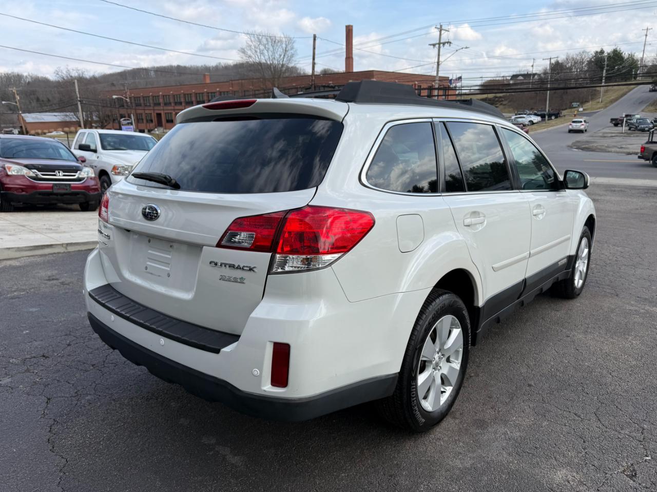 Subaru Outback 2.5i Premium 2012