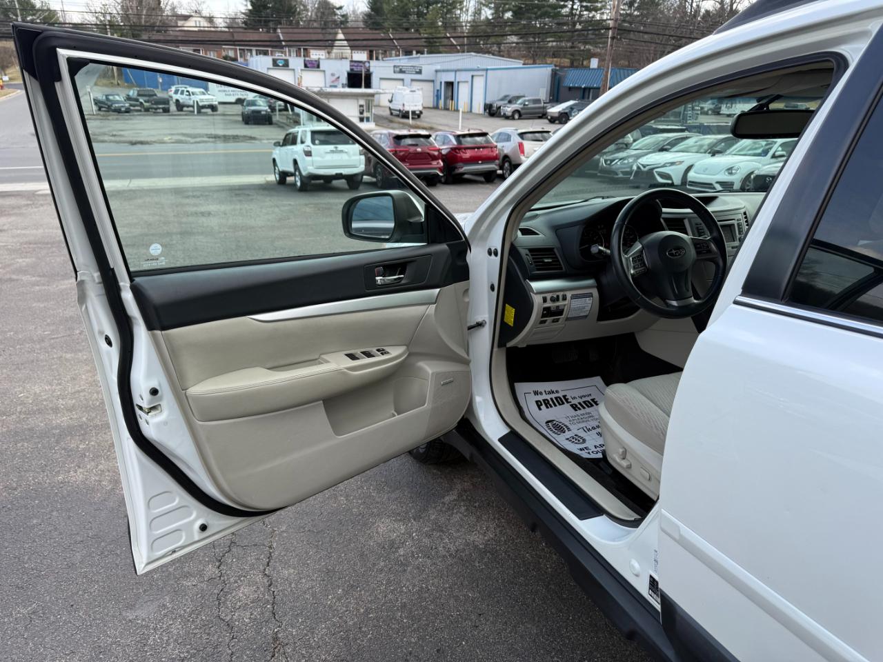 Subaru Outback 2.5i Premium 2012