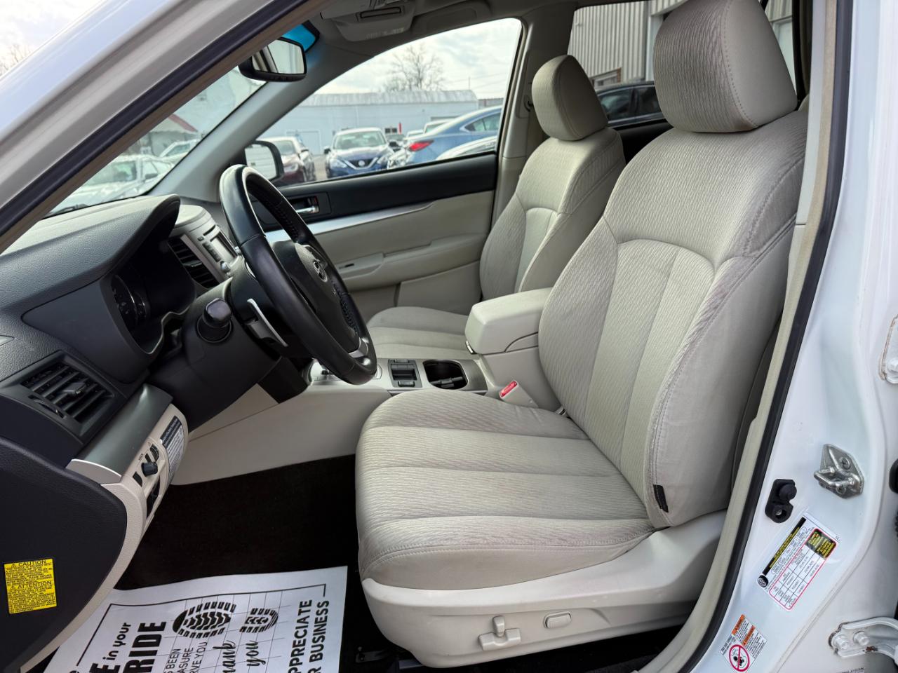 Subaru Outback 2.5i Premium 2012