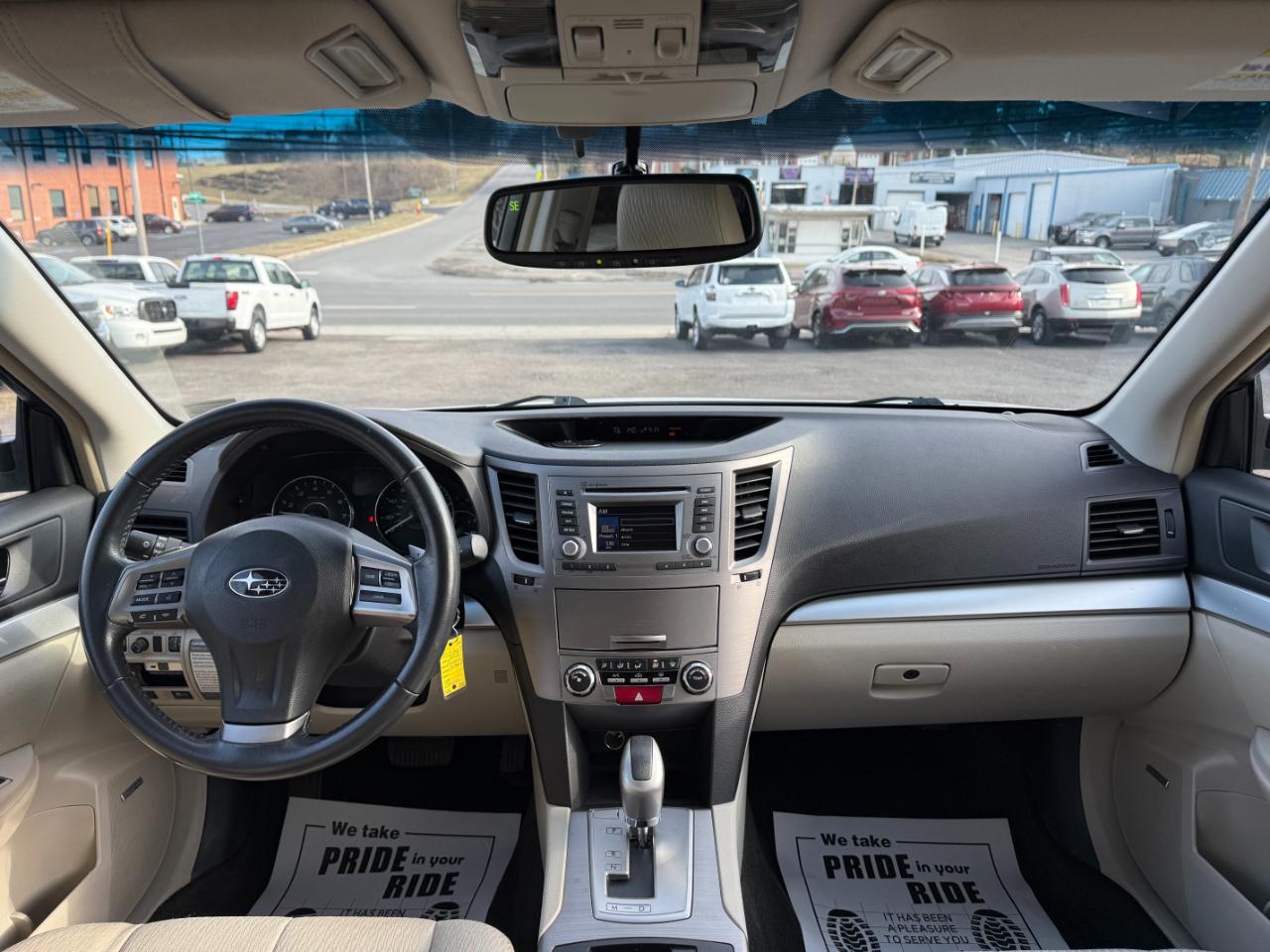 Subaru Outback 2.5i Premium 2012