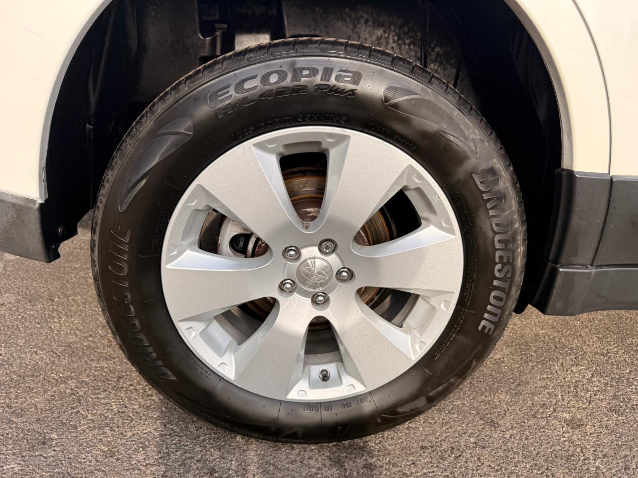 Subaru Outback 2.5i Premium 2012