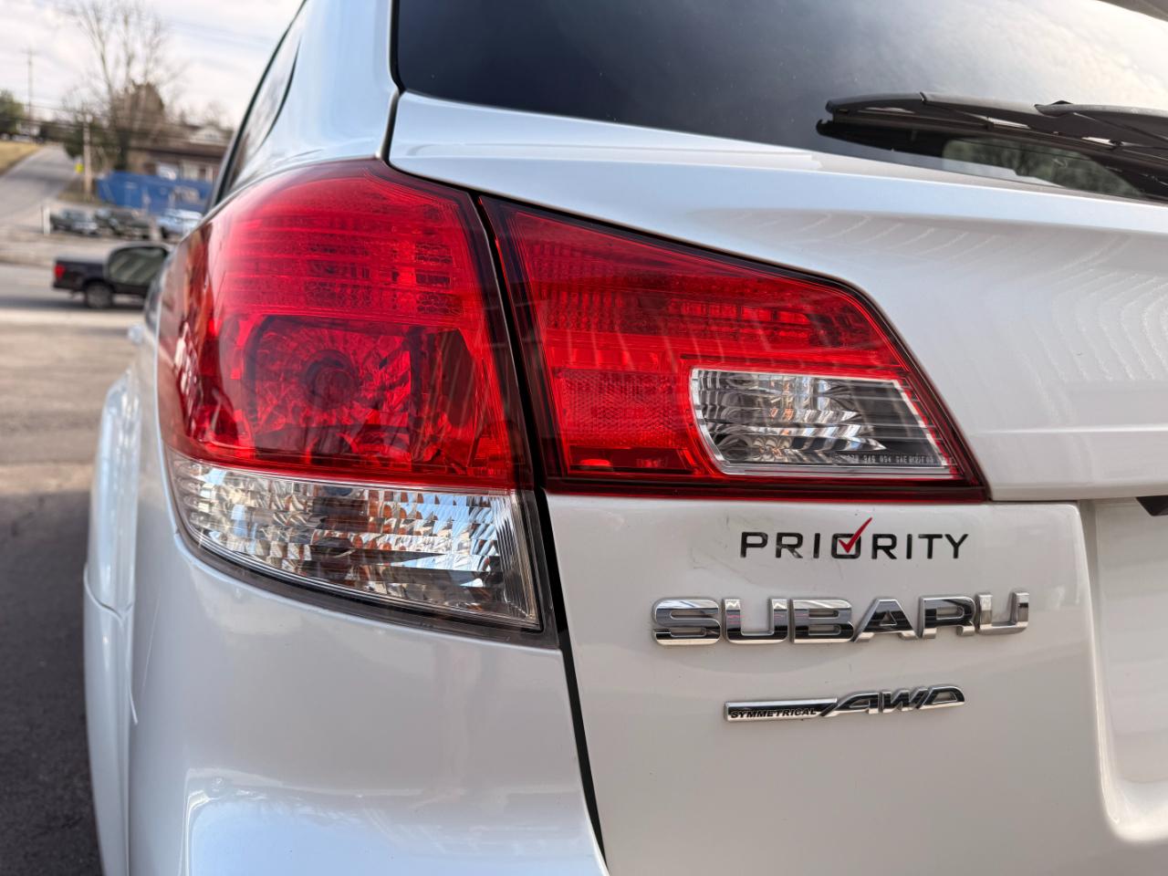 Subaru Outback 2.5i Premium 2012