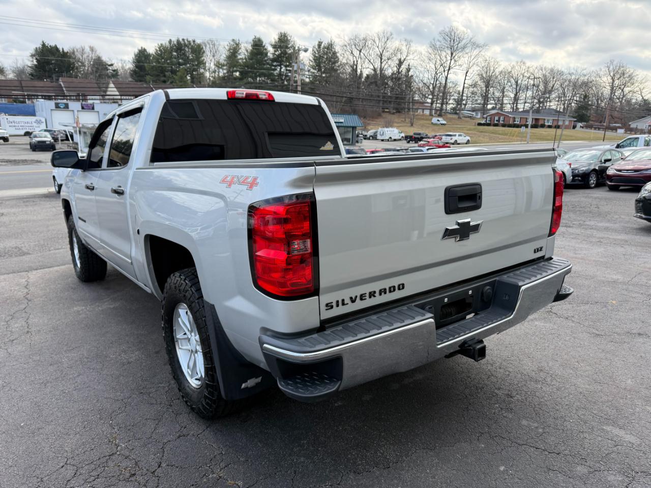 Chevrolet Silverado 1500 LT Crew Cab 4WD 2017