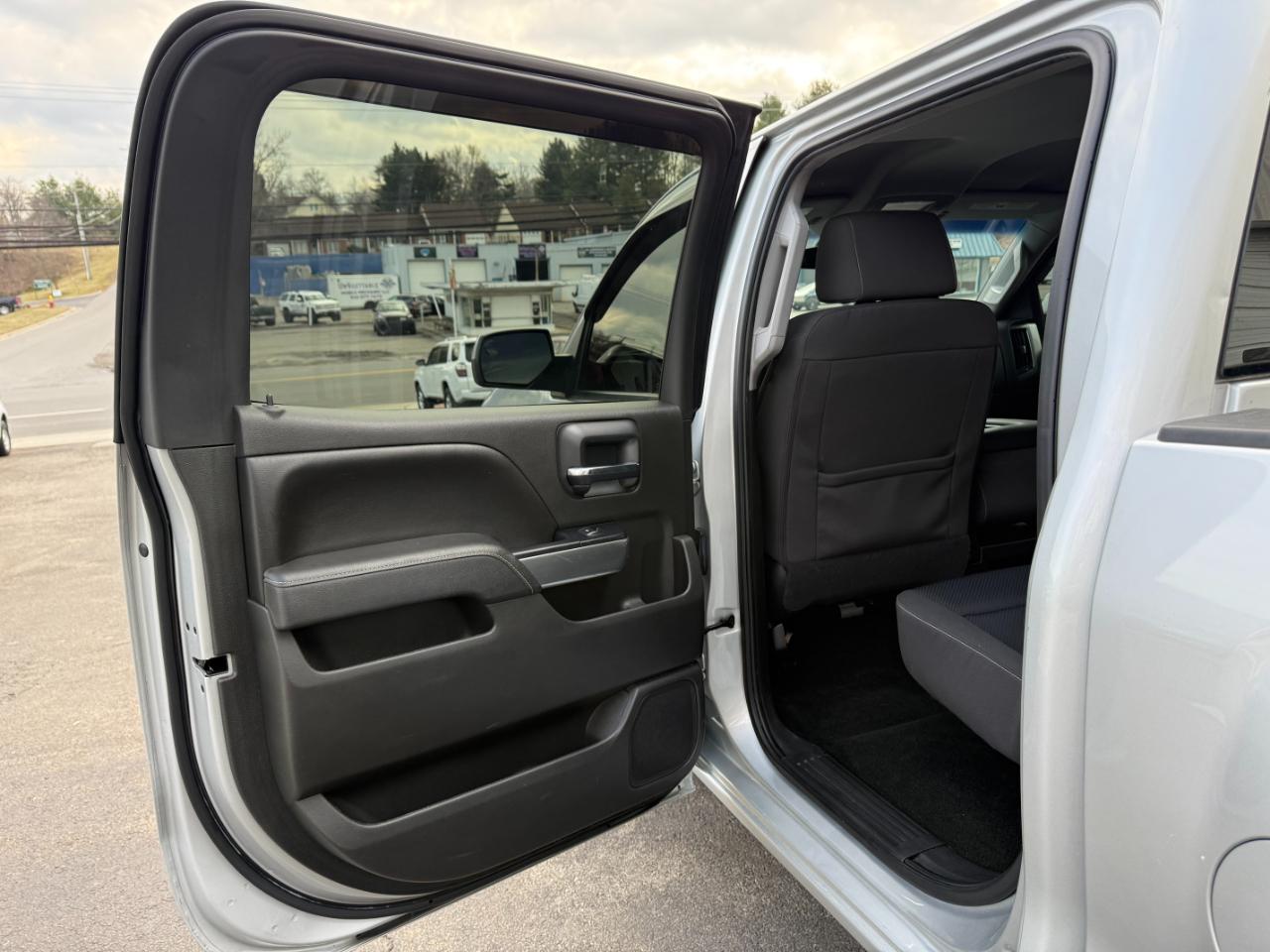 Chevrolet Silverado 1500 LT Crew Cab 4WD 2017