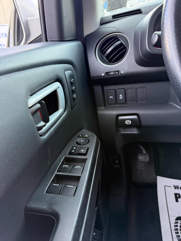 Honda Pilot Touring 4WD 5-Spd AT with DVD 2013