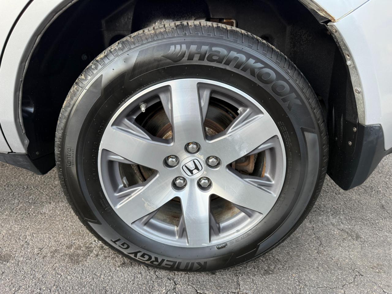 Honda Pilot Touring 4WD 5-Spd AT with DVD 2013