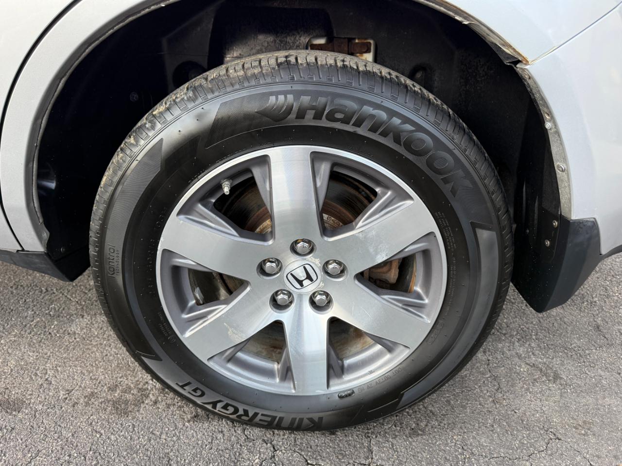 Honda Pilot Touring 4WD 5-Spd AT with DVD 2013