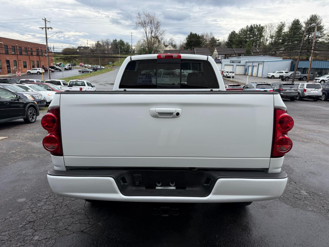 Dodge Ram 1500 SXT Quad Cab Long Bed 4WD 2008