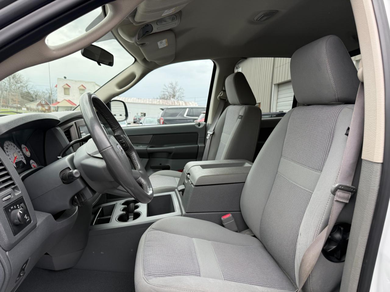 Dodge Ram 1500 SXT Quad Cab Long Bed 4WD 2008