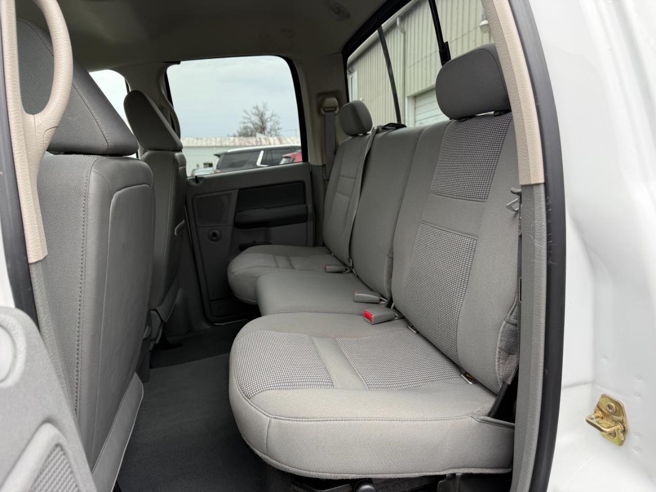 Dodge Ram 1500 SXT Quad Cab Long Bed 4WD 2008