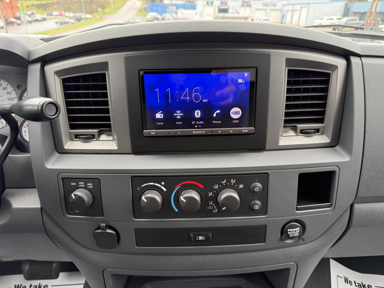 Dodge Ram 1500 SXT Quad Cab Long Bed 4WD 2008