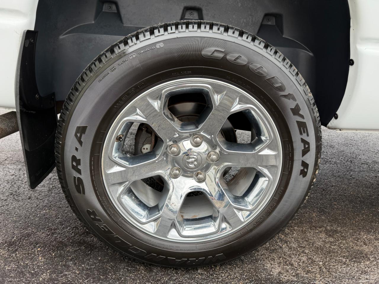 Dodge Ram 1500 SXT Quad Cab Long Bed 4WD 2008