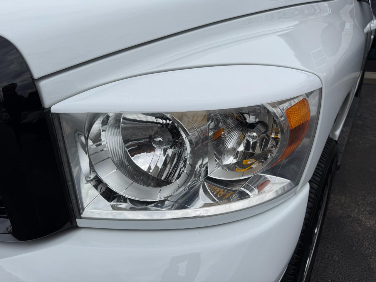 Dodge Ram 1500 SXT Quad Cab Long Bed 4WD 2008