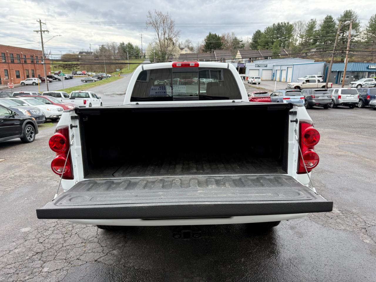 Dodge Ram 1500 SXT Quad Cab Long Bed 4WD 2008