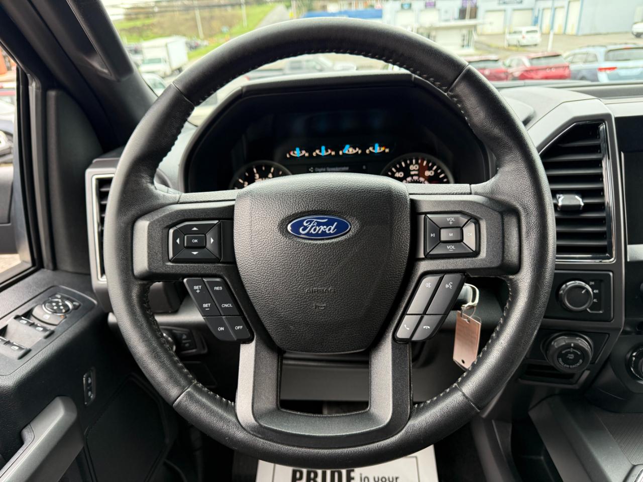 Ford F-150 XLT SuperCrew 5.5-ft. Bed 4WD 2017
