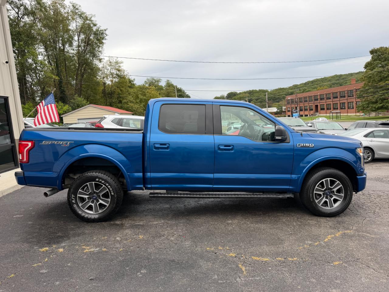 Ford F-150 XLT SuperCrew 5.5-ft. Bed 4WD 2017