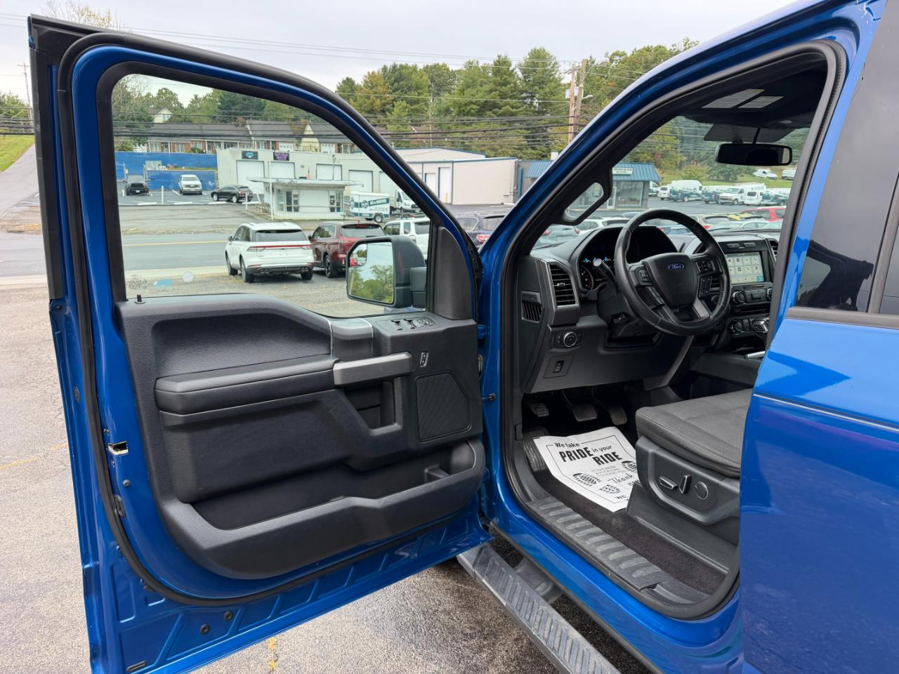 Ford F-150 XLT SuperCrew 5.5-ft. Bed 4WD 2017