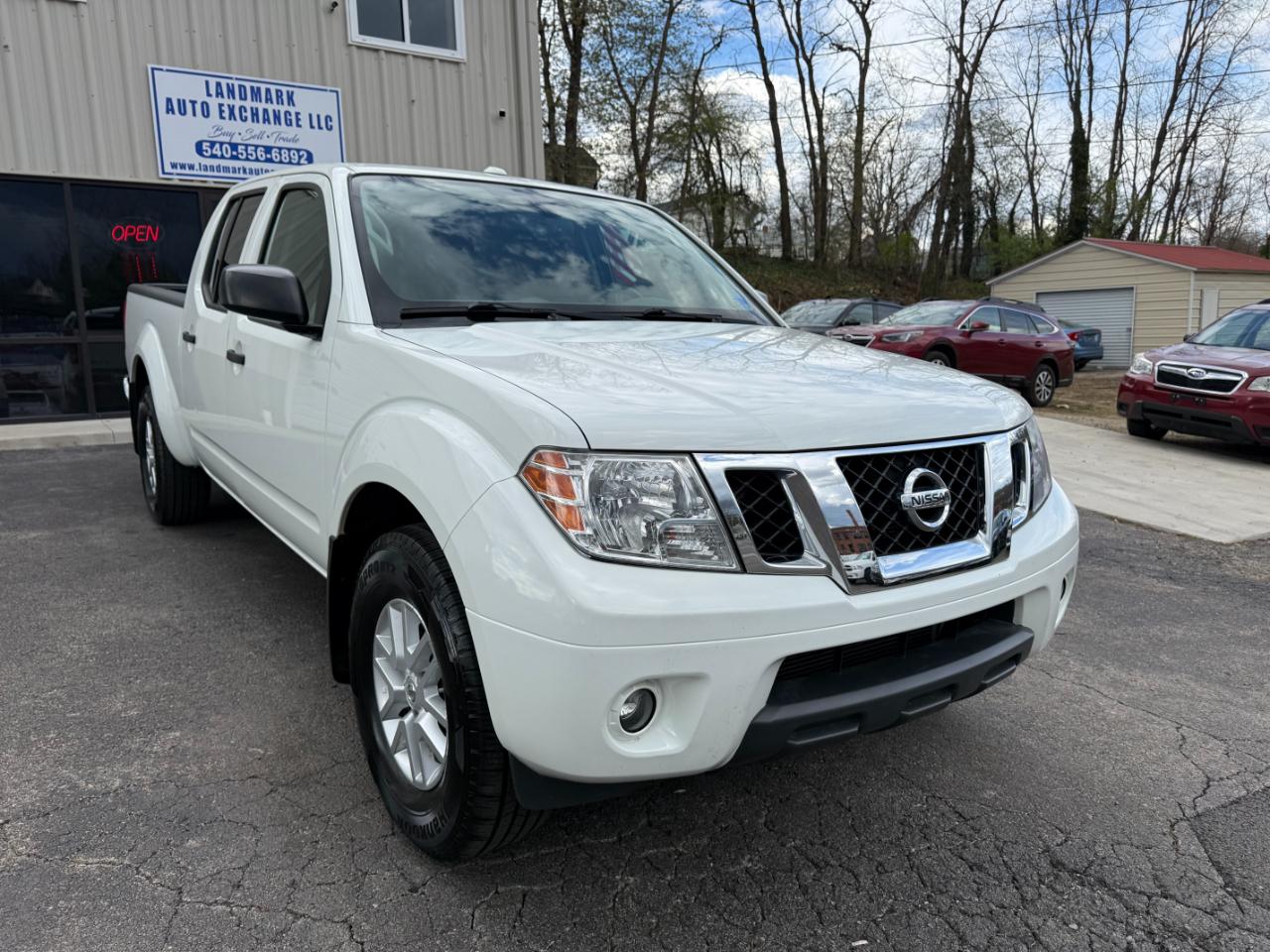 Nissan Frontier SV Crew Cab LWB 5AT 4WD 2017