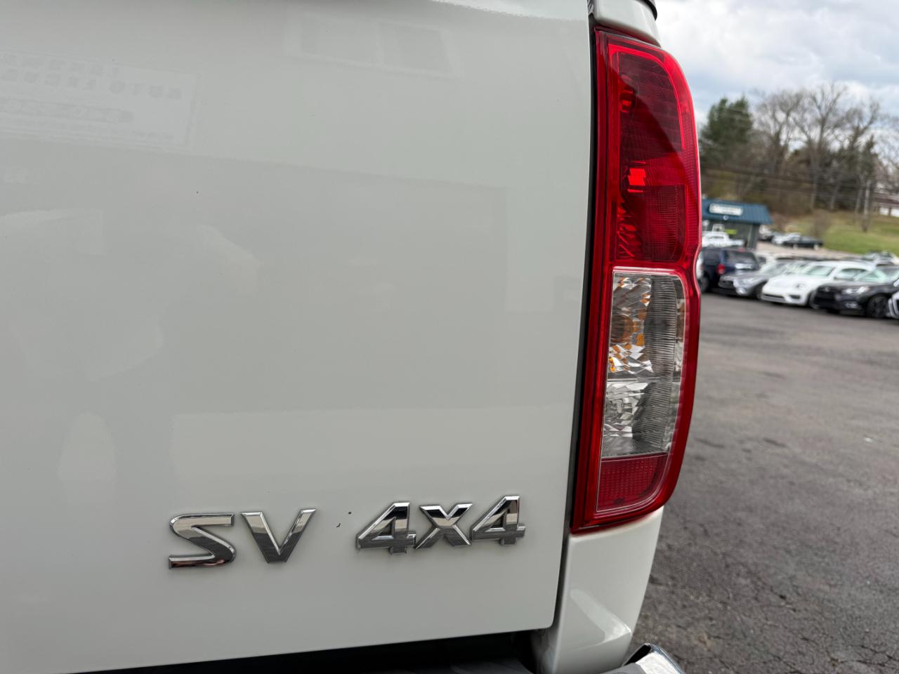 Nissan Frontier SV Crew Cab LWB 5AT 4WD 2017