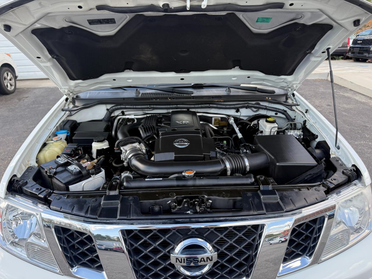 Nissan Frontier SV Crew Cab LWB 5AT 4WD 2017