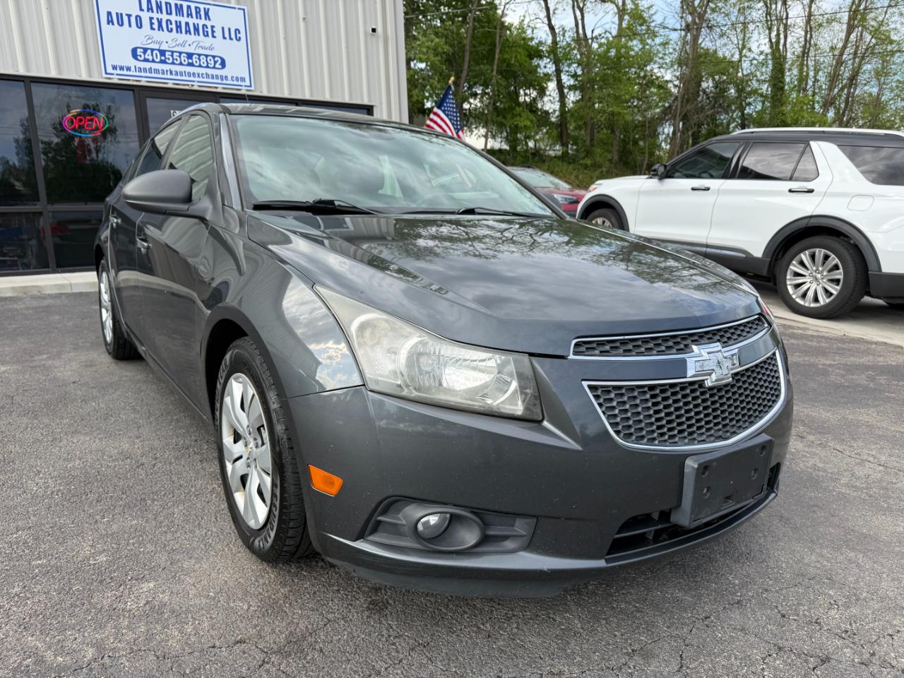 Chevrolet Cruze LS Auto 2013