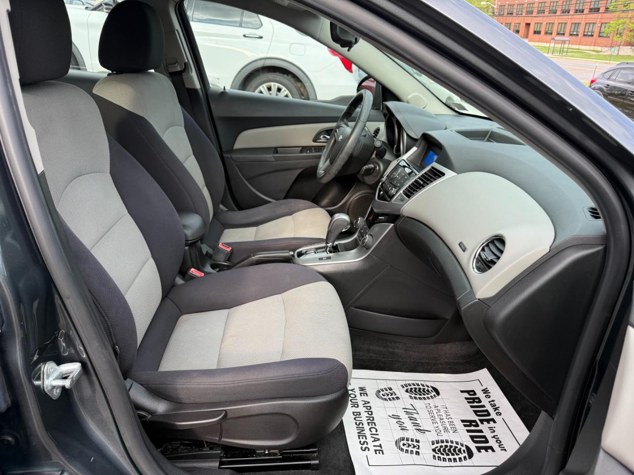 Chevrolet Cruze LS Auto 2013