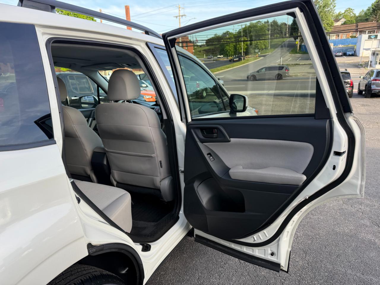 Subaru Forester 2.5i Premium 2016