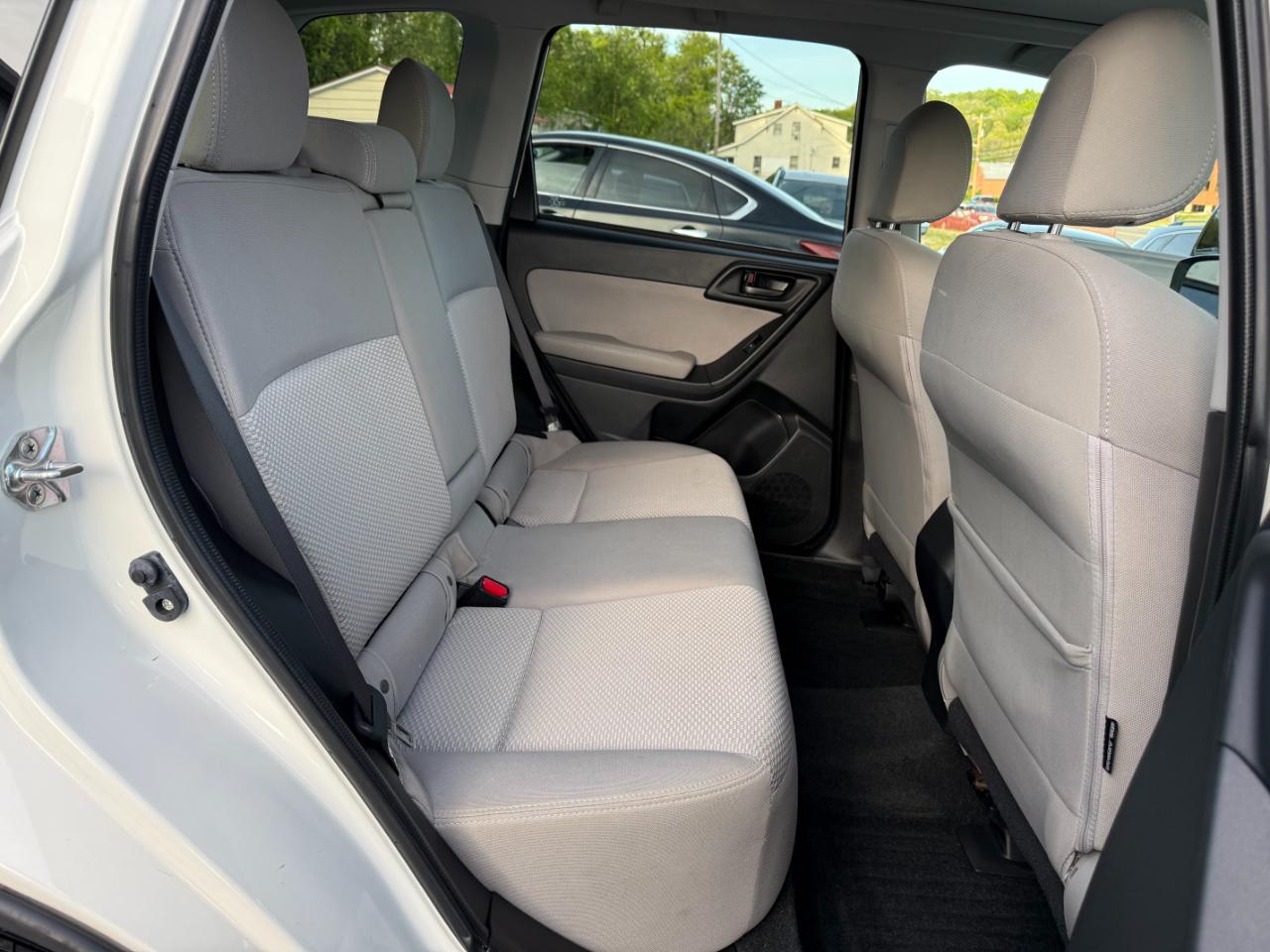 Subaru Forester 2.5i Premium 2016