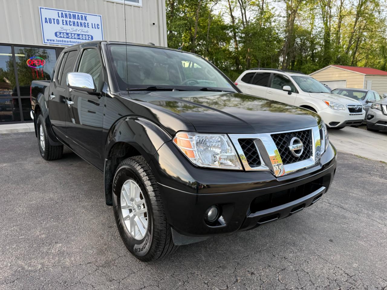 Nissan Frontier SV Crew Cab 5AT 4WD 2016