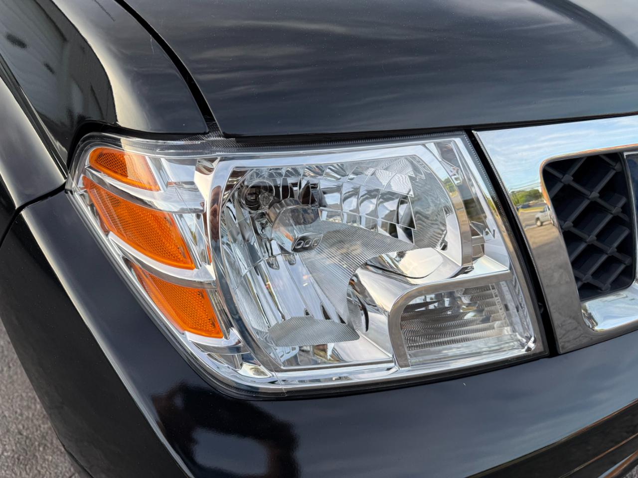 Nissan Frontier SV Crew Cab 5AT 4WD 2016