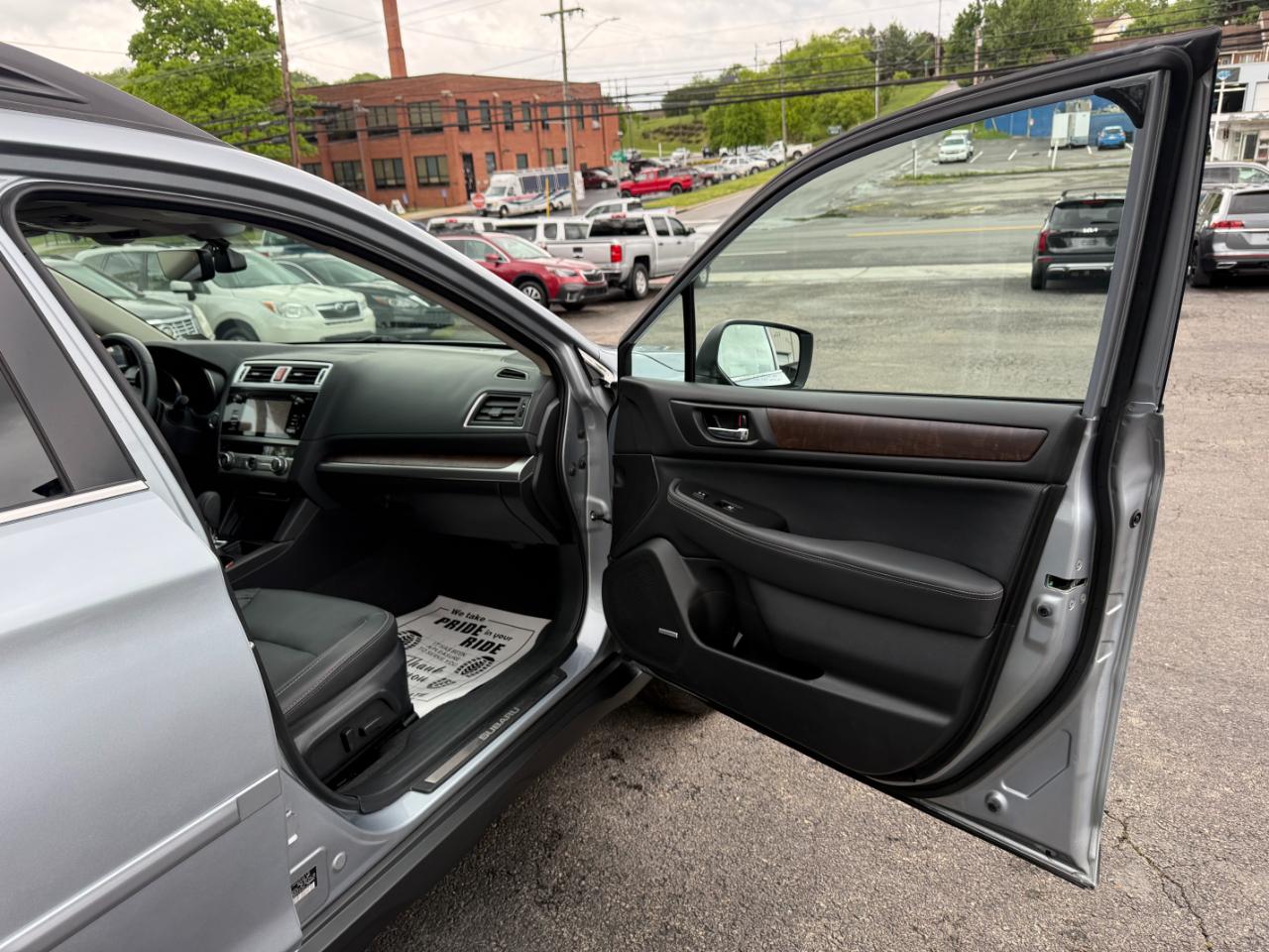 Subaru Outback 2.5i Limited 2017